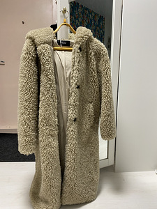 Karvane mantel cropp (1 foto / 4)