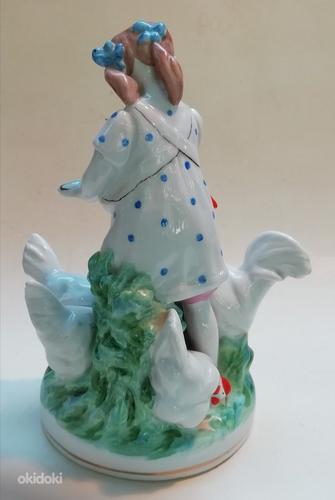 Дулёво Девочка кормящая курочек 1957 (фото #5)