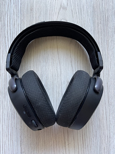 SteelSeries Arctis Pro + GameDAC (1 фото из 4)