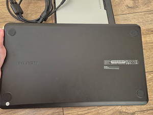 Huion Kamvas 13 (2 foto / 4)