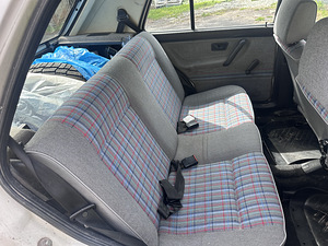 Продается VW Golf 2 (1989, белый, 4-дверный) (10 фото из 14)