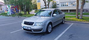 Skoda superb 2.5 v6 (1 foto / 8)