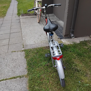 Jalgratas naiste noorte (4 foto / 10)