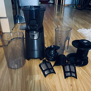 Соковыжималка Servin ES3571 (2 фото из 3)