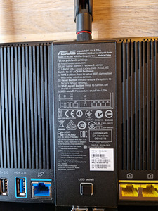 Маршрутизатор Asus RT-AC68U (2 фото из 3)