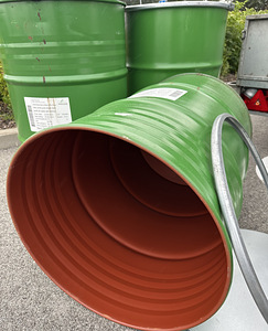 Metall 200l vitsaga / Plastik 200lvaat vitsaga (1 foto / 9)