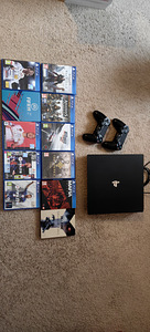 Play Station 4 Pro 1TB (2 foto / 5)