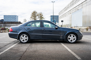 Mercedes-Benz W211 E220 CDI 110kW - автомат (4 фото из 15)