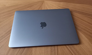 Macbook Air 13" M1 256GB (5 foto / 6)