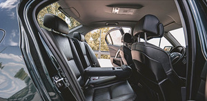 BMW 545i 4.4 245kW (4 foto / 9)