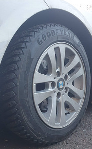 Диски Dezent 5x120 с зимними шинами 225/45R17 5-6мм BMW (1 фото из 2)