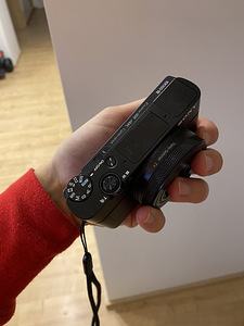 Sony RX100 VII (2 foto / 3)