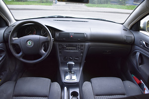 Skoda Superb (5 фото из 5)
