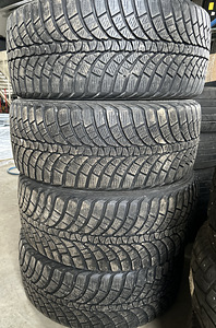 Kumho Winter Craft 255/45/18 (1 foto / 6)