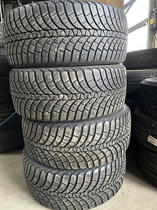 Kumho Winter Craft 255/45/18 (6 foto / 6)