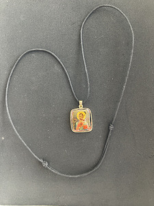 Kuldne ripats. Amulett (6 foto / 6)
