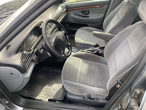 Peugeot 406 2.0HDI (3 foto / 6)