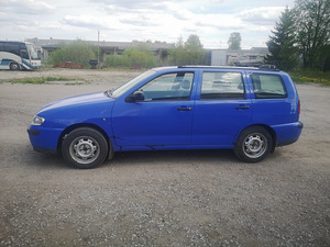 SEAT CORDOBA VARIO (4 foto / 9)