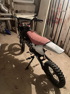 Krossikas 125cc 4T. (5 foto / 8)