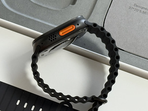 Apple Watch Ultra 2 49mm Черный Ti OceanBand (3 фото из 5)