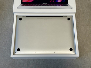 Apple Macbook Pro 13 M1 8/256GB ENG/RUS uueväärne! Aku 91% (5 foto / 10)