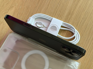 Apple iPhone 16 Pro Max Black Ti 256GB uueväärne! (3 foto / 7)