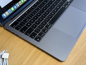Apple Macbook Air 13 M2 8/256 Space Gray SWE, аккумулятор 95% (3 фото из 8)