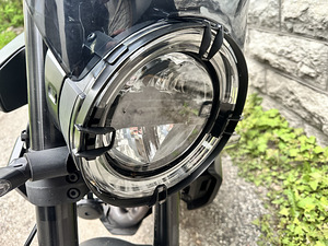 Husqvarna Svartpilen 401 2025 a. (6 foto / 7)
