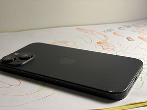 iPhone 15 128gb (1 foto / 1)