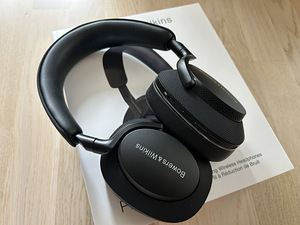 Bowers and Wilkins Px7 S2e bluetooth kõrvaklapid (1 foto / 3)