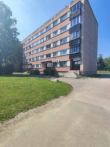 Toome pst 9, Ahtme, Kohtla-Järve, Ida-Virumaa (1 foto / 11)