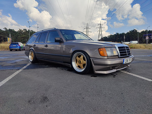 Mercedes Benz 300td (1 foto / 4)