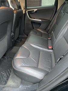 Volvo xc60 (6 фото из 6)