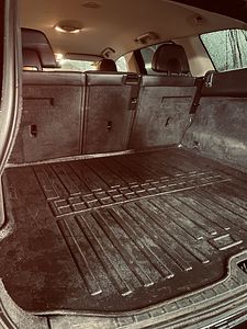 Volvo (8 фото из 9)