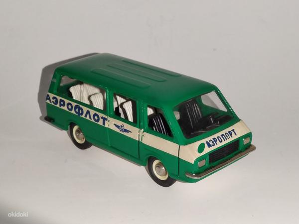 Miniature RAF 2203 – Échelle 1/43, Made In CCCP, Modèle A18