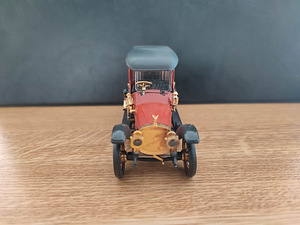 Mudelauto Russo-Balt Limusin. 1:43. 1992a. (4 foto / 5)