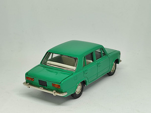 Mudelauto LADA 2101 Festival. A9. USSR. 1:43 (3 foto / 9)