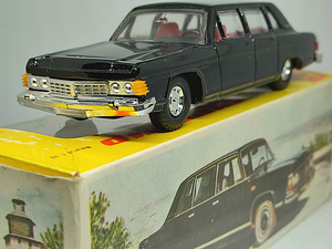 Mudelauto GAZ 14 Tsaika. Gorki. USSR. 1:43 (1 foto / 5)