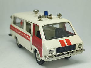 Mudelauto RAF Kiirabi. A26 ! Haruldus. 1983 a. USSR. 1:43 (1 foto / 9)