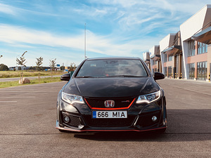 Honda civic type r (2 foto / 10)