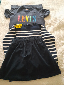 Kleit Levis, kampsun Okaidi, seelik Zara s. 152 (1 foto / 5)
