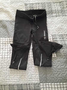 2 trennipüksid Soc, Umbro s. 122 - 128 (2 foto / 8)