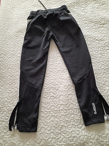 2 trennipüksid Soc, Umbro s. 122 - 128 (5 foto / 8)