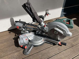Järkamissaag Metabo KGS 254M (1 foto / 1)