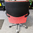 Офисный стул красный (фото #2)