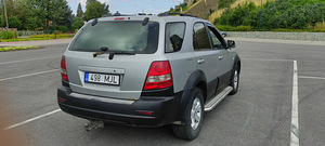 KIA sorento (2 foto / 5)
