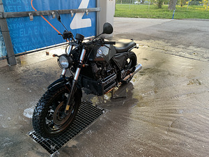 BMW K1100LT custom (6 фото из 6)