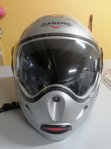 Mootorratta kiiver CABERG (2 foto / 5)
