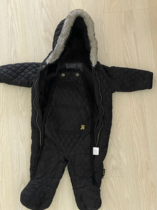 Kombekas beebile 6-9 kuud kuni 9 kg (1 foto / 2)