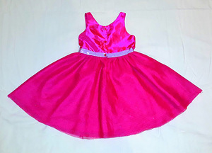 H&M väga korralik pidulik kleit s. 104 (3-4 yrs) (2 foto / 2)